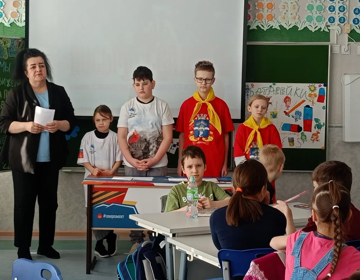 Тепло детских сердец ❤  Волонтёры Победы Мурманской области провели мероприятие для юных патриотов. 