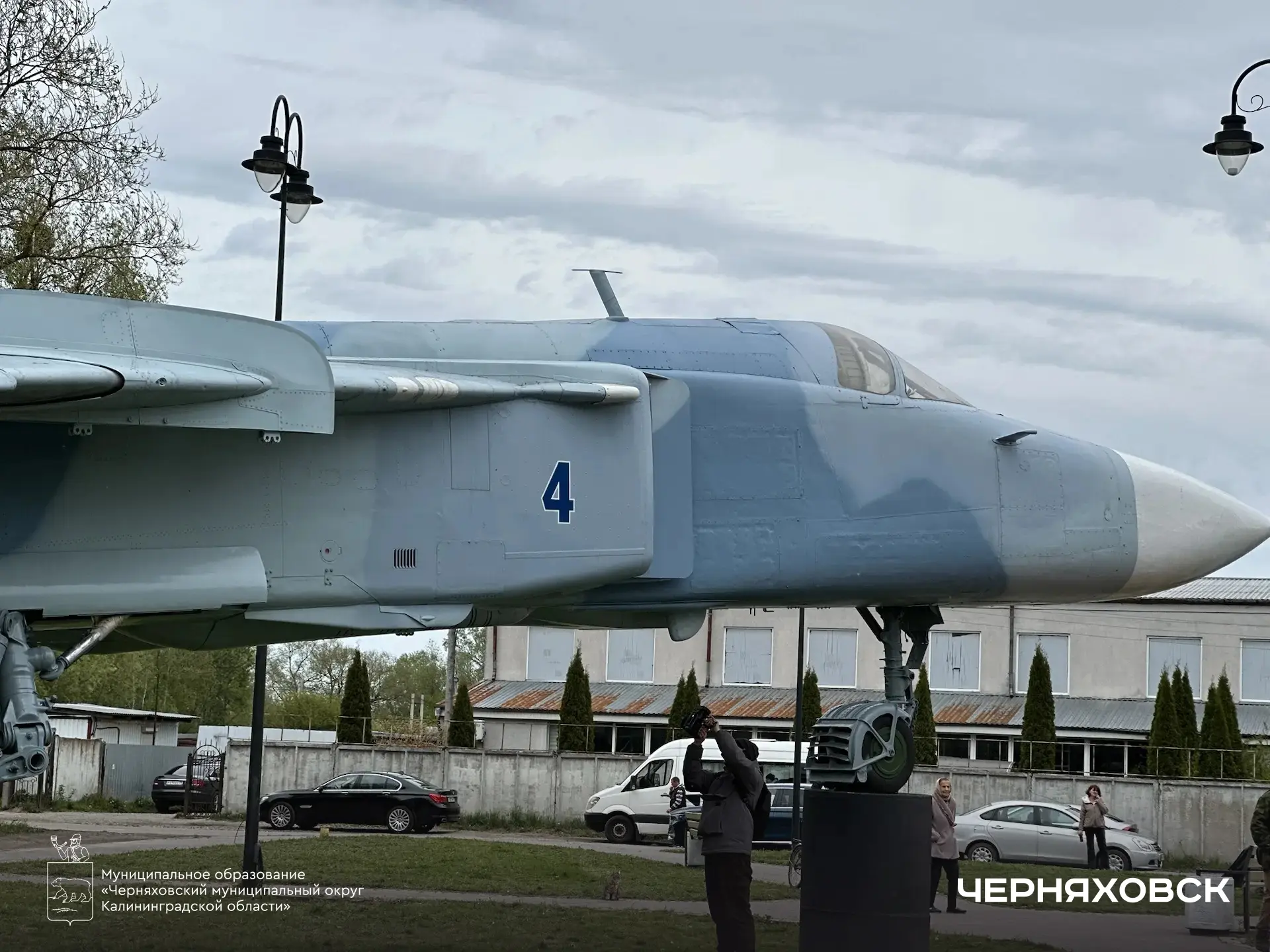 Проект жителей реализован: Виктор Вобликов сообщил об установке Су-24М на улице Победы  «Сегодня в п