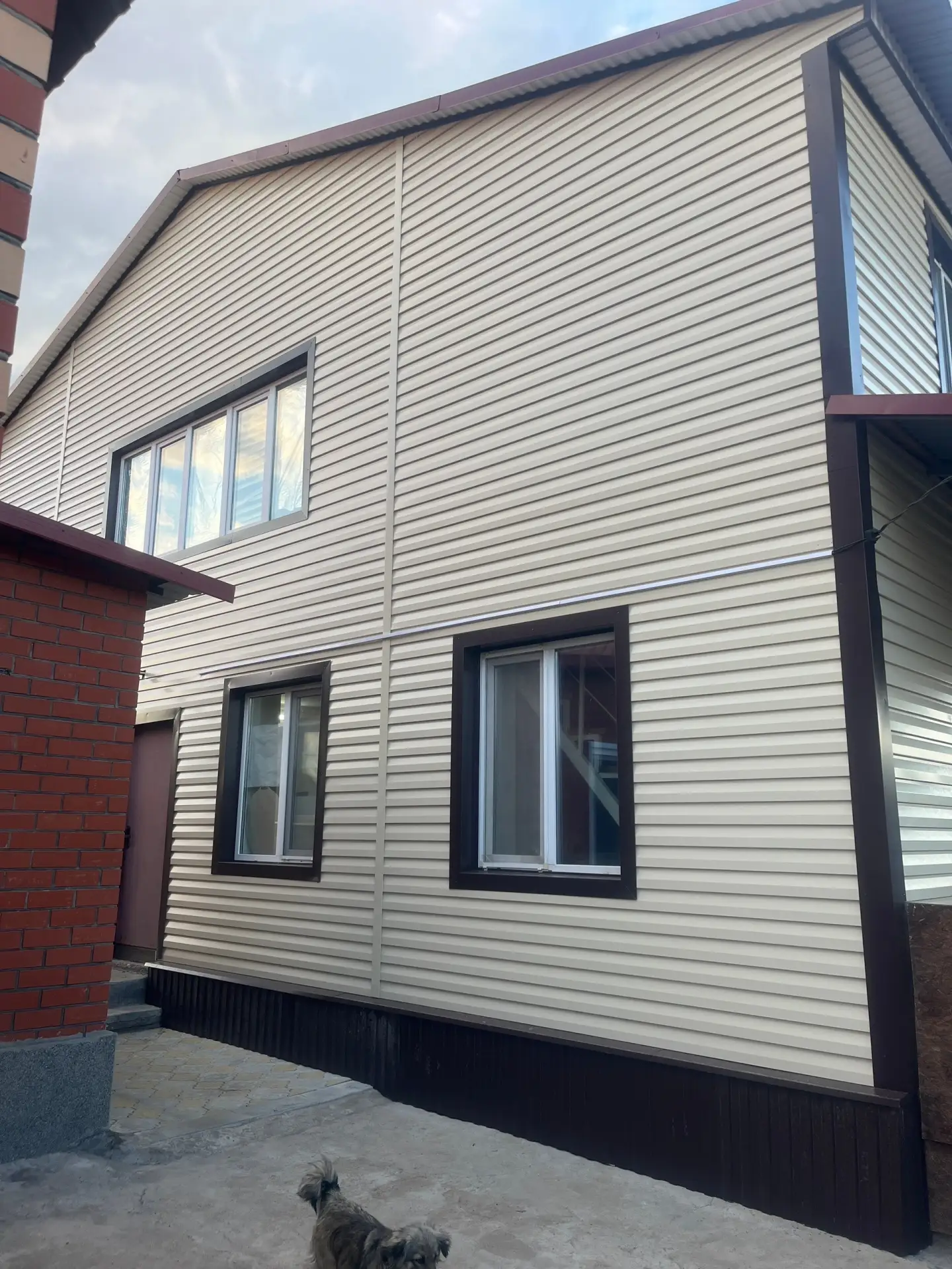 🏡 Сдаётся отдельный дом под ключ

В доме есть всё необходимое для проживания:
✔️ Кондиционер
✔️ Тел