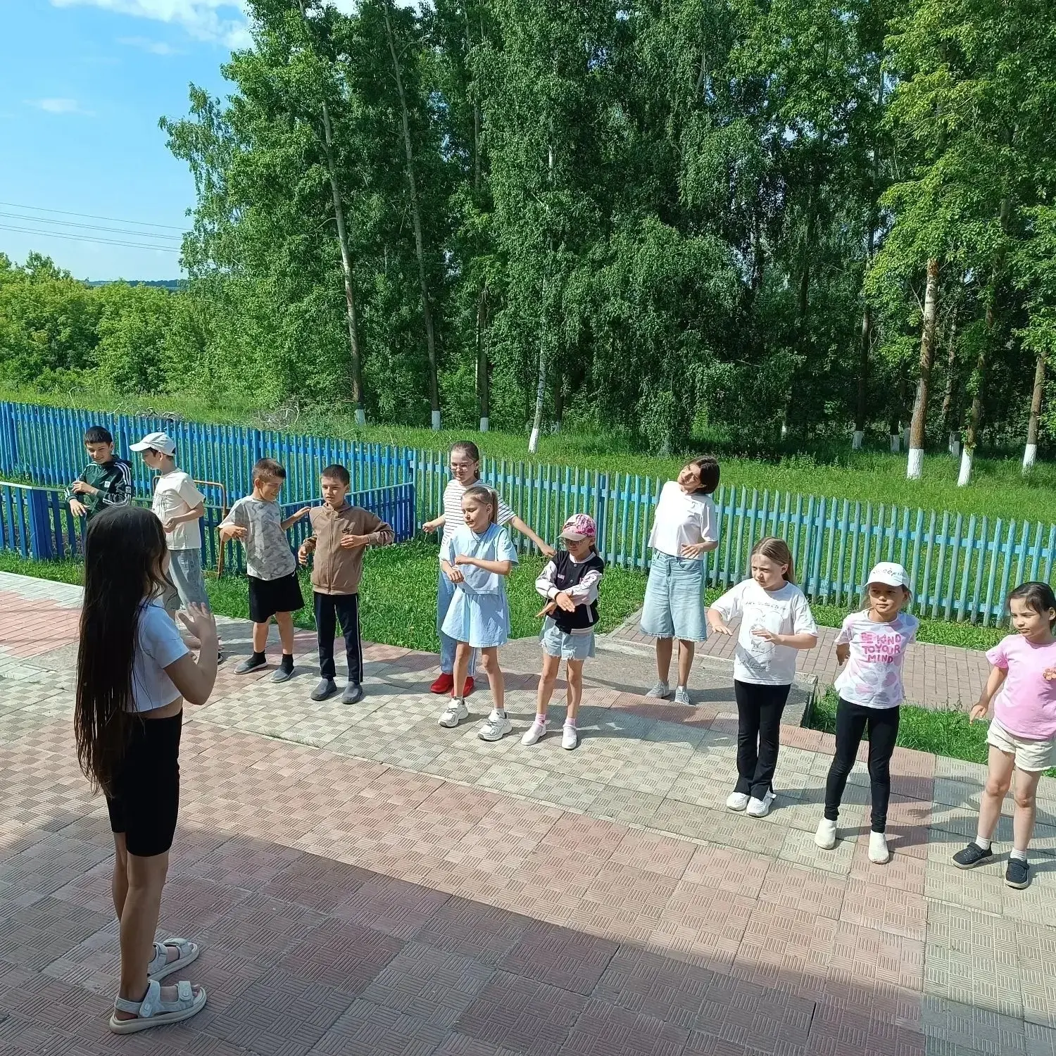 9 день - "Служу Отечеству".
План лагеря на день:
-Торжественное построение, исполнение гимна.
Провед
