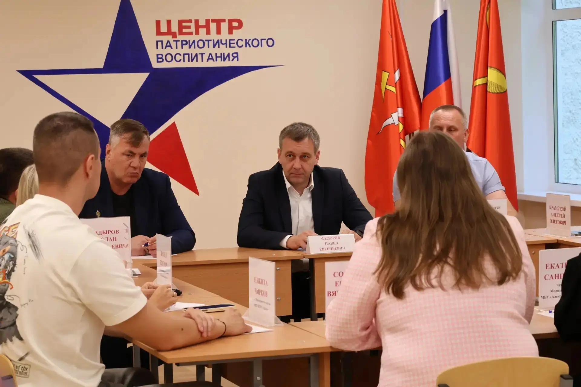 Приятно видеть целеустремлённую молодежь.