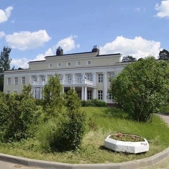 Посмотрим на самые примечательные постройки Жуковского, которые появились здесь более с...