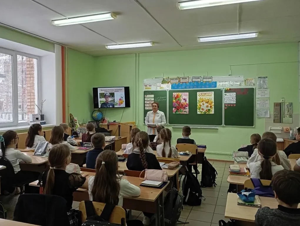 🌷В преддверии весеннего праздника, когда мы особенно чествуем женщин, наши младшие школьники погрузи