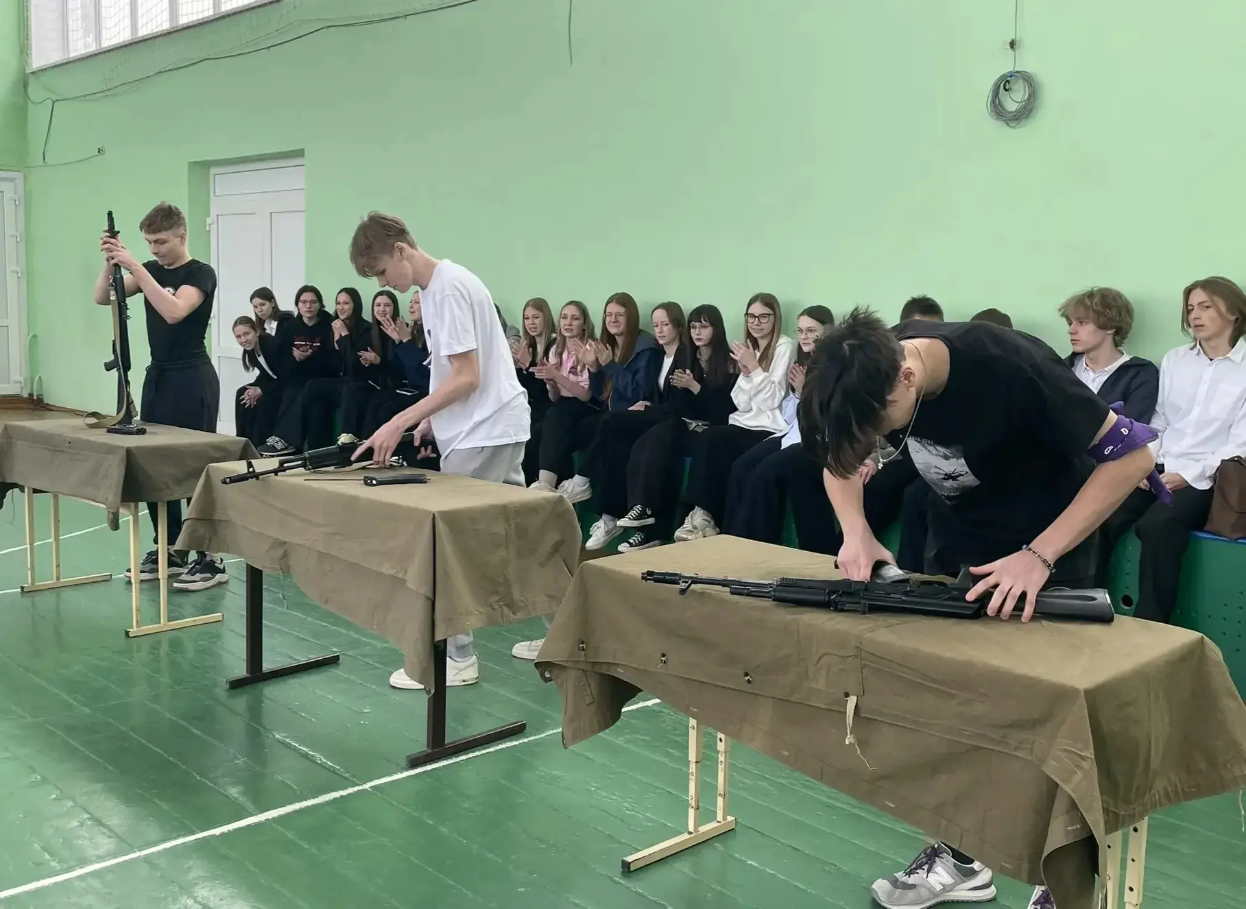 💪 «А ну‑ка, парни!» — силу, ловкость и командный дух демонстрируют наши старшеклассники!  В рамках Н