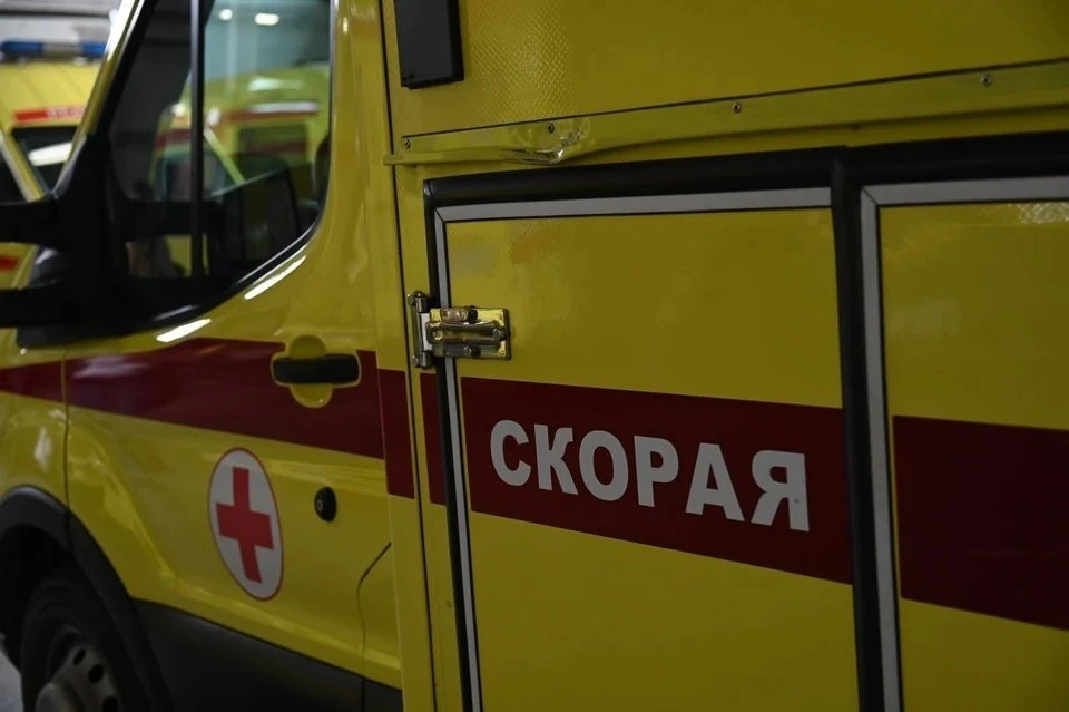 В Красноуфимске полуторагодовалый ребенок выпал из окна третьего этажа