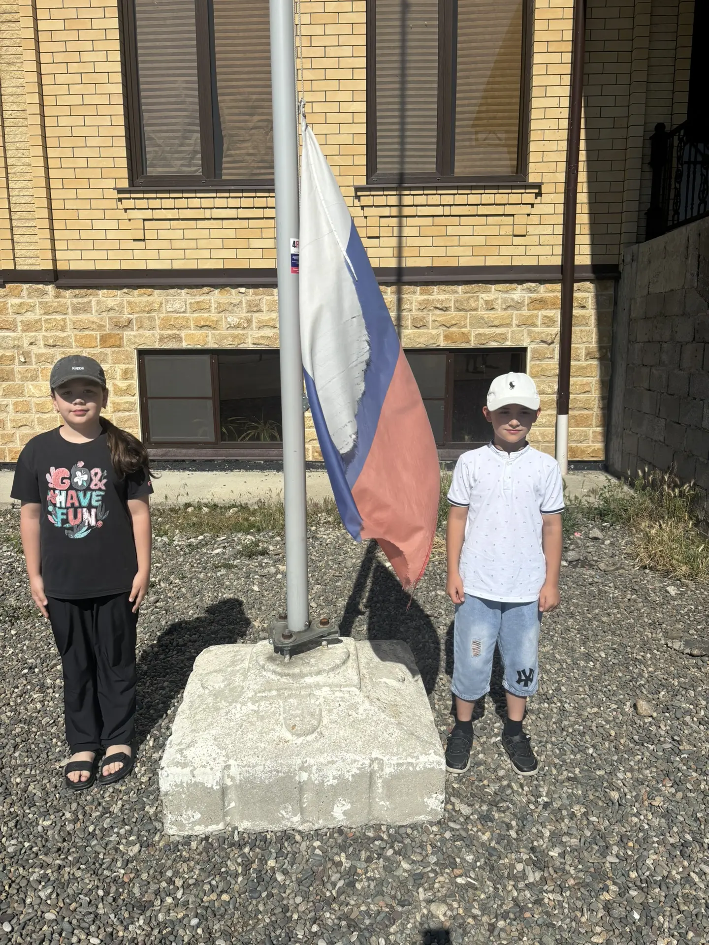 18.06.2026г. в пришкольном лагере «Орленок» состоялось общелагерное мероприятие, посвященное одной и