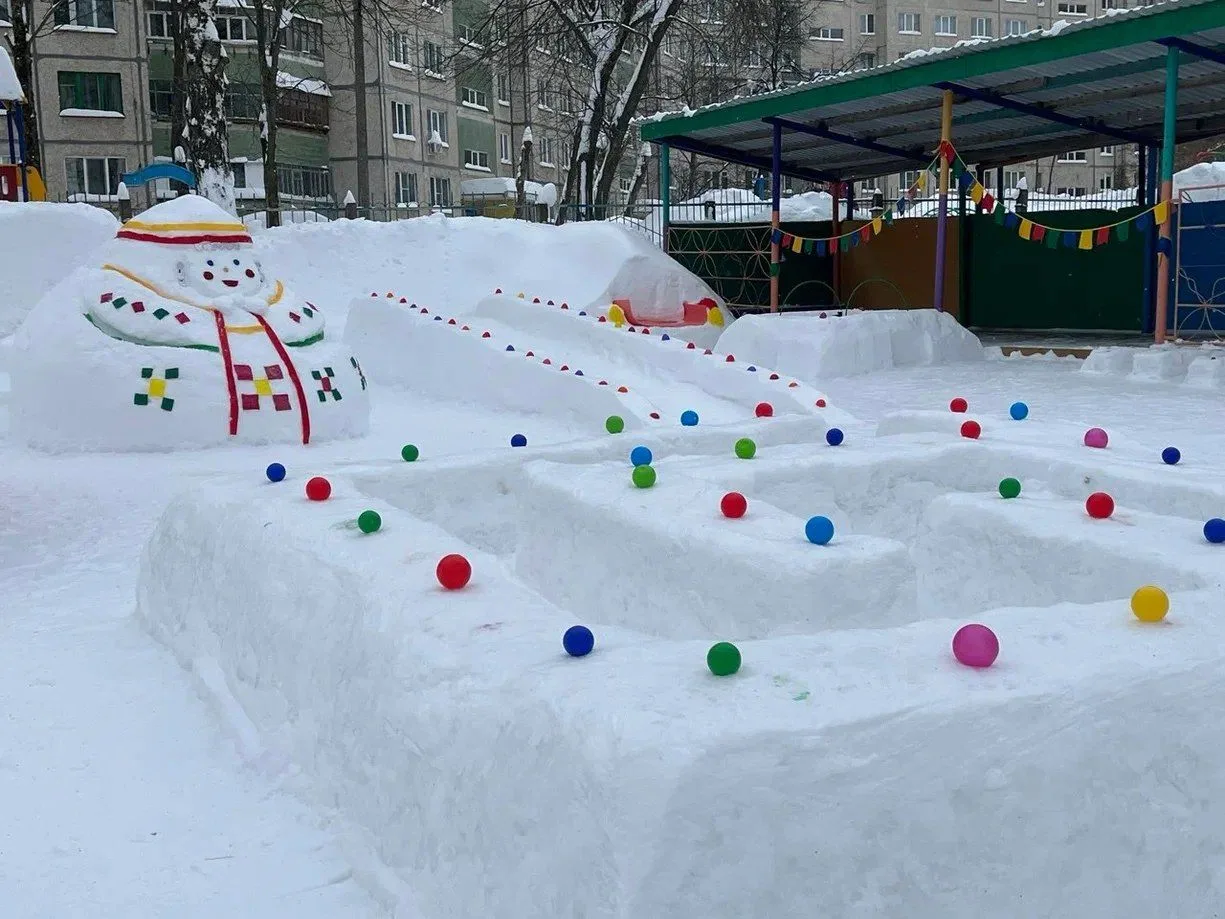 В Чебоксарах подвели итоги городского конкурса-фестиваля снежных построек «Зимняя фантазия»!   В это