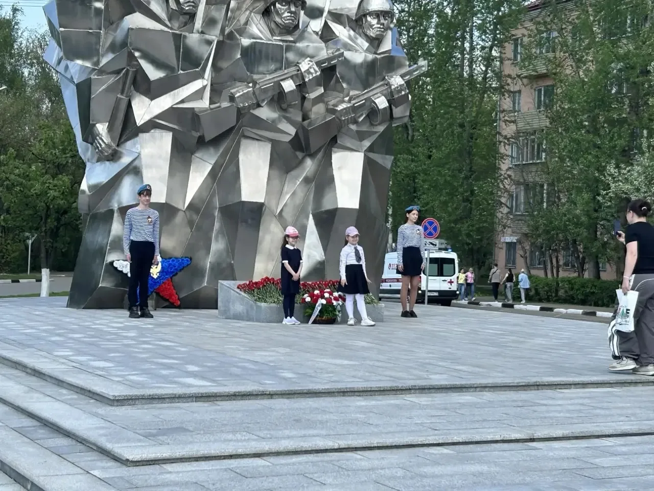 День четвёртый: Наследники, замрите! Вахта у двух высот памяти 🇷🇺 Продолжается марафон «Наследники П