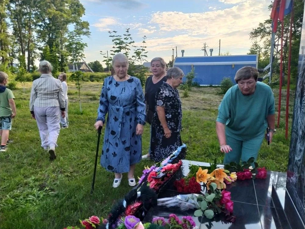 1 июля в д. Богданово состоялся митинг ко Дню ветеранов боевых действий.