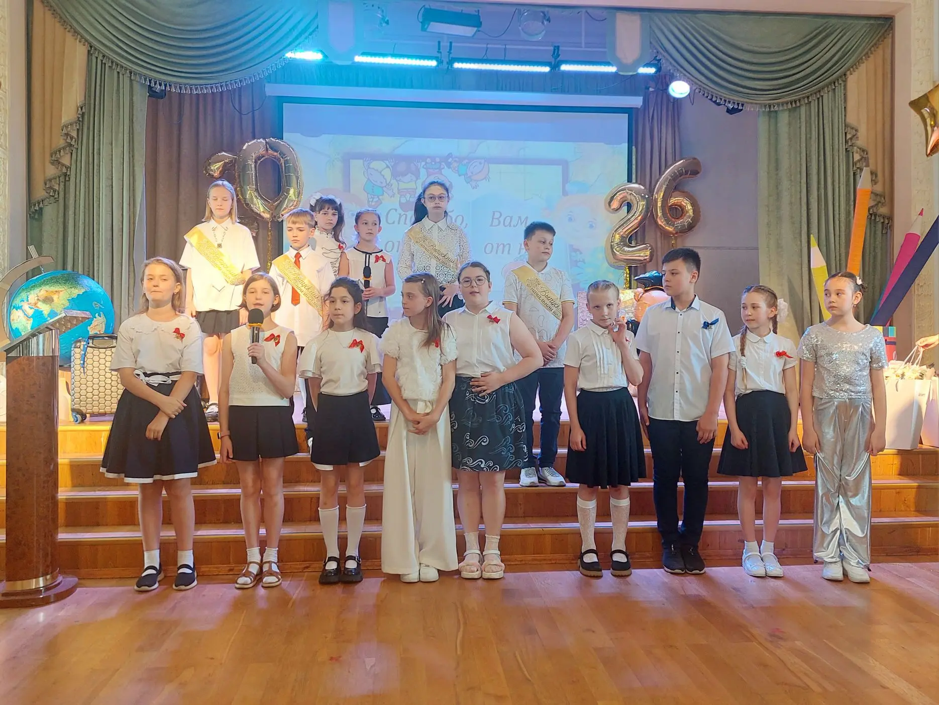 ПРАЗДНИК ПРОЩАНИЯ С НАЧАЛЬНОЙ ШКОЛОЙ: НЕЗАБЫВАЕМЫЕ ДНИ!  🎊 21 и 22 мая стали особенными датами для н