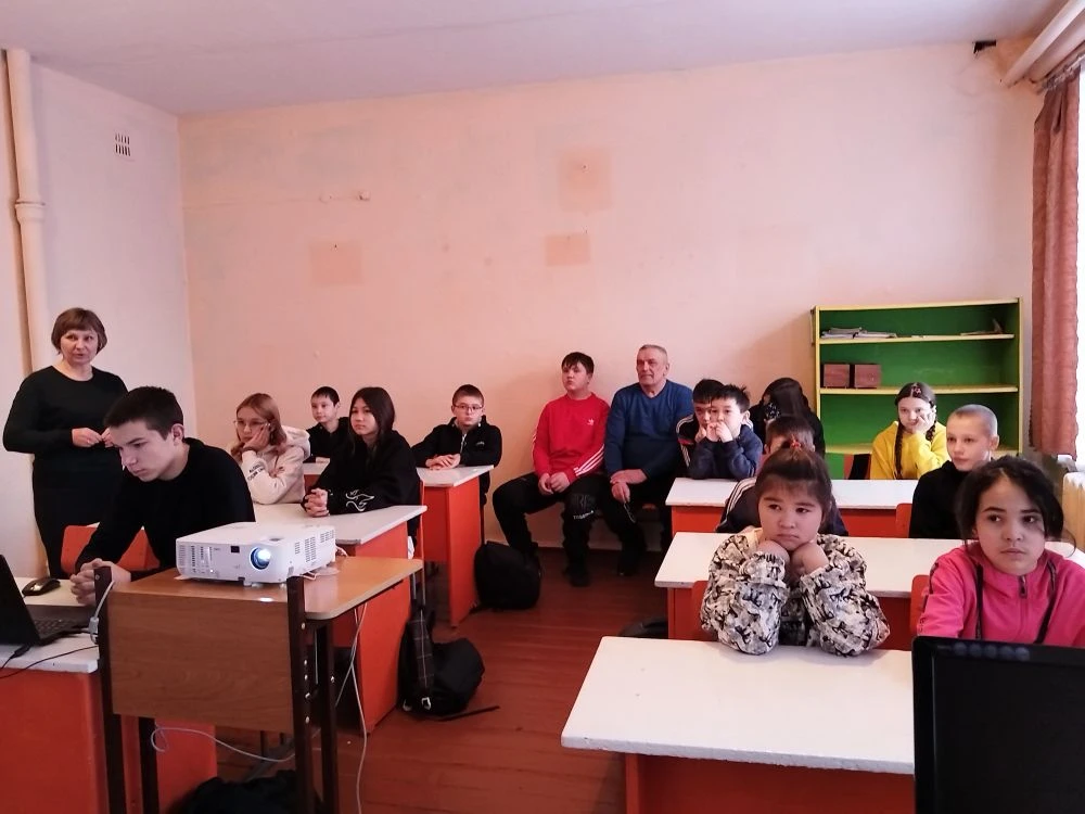 02 февраля в БОУ "Чапаевская СШ" прошли "Разговоры о важном" по теме "Есть ли у знания ...