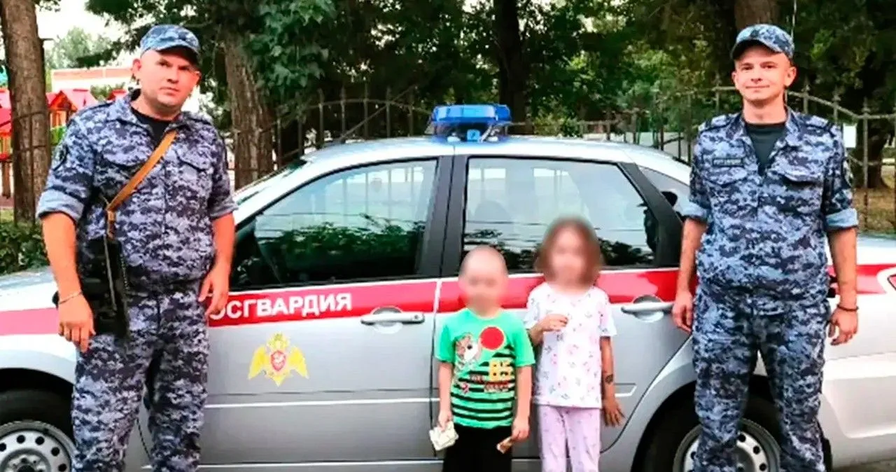 В ставропольском Зеленокумске бойцы Росгвардии обнаружили потерявшихся детей, взяли малышей под крыл