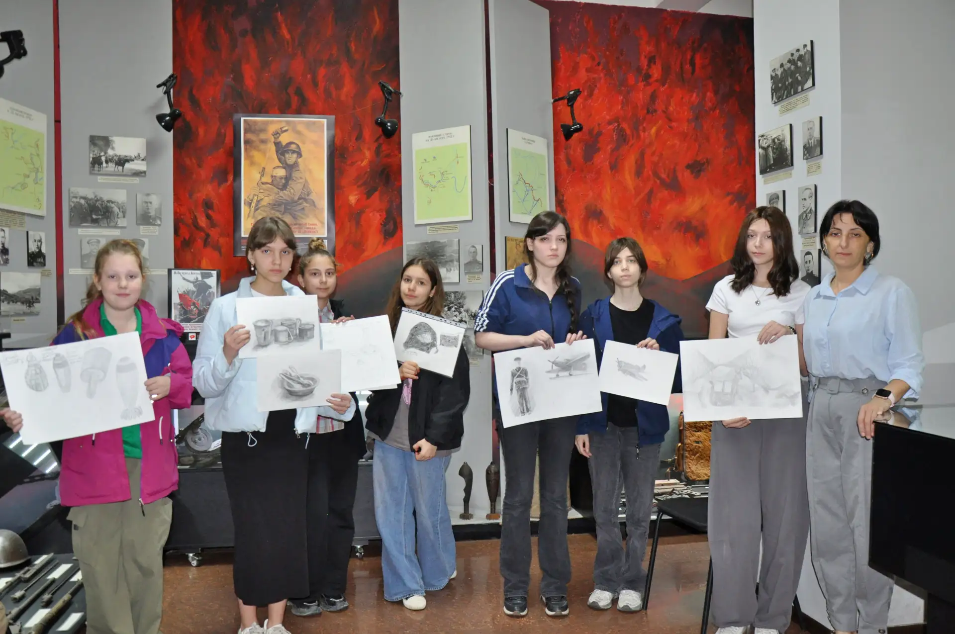 🖌ПАТРИОТИЧЕСКИЙ ПЛЕНЭР🖌

Наброски с натуры это база для развития художников. Они тренируют наблюда