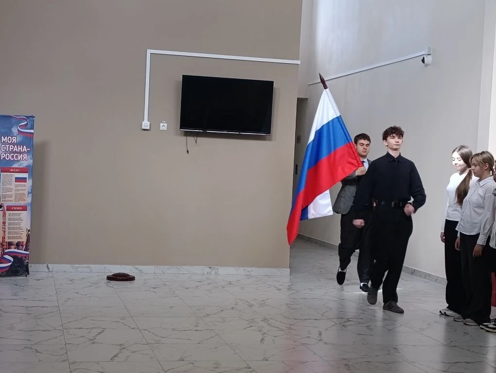 🔔 Внимание, обучающиеся и сотрудники Залининской школы!

Сегодня на рабочей линейке мы подвели итог