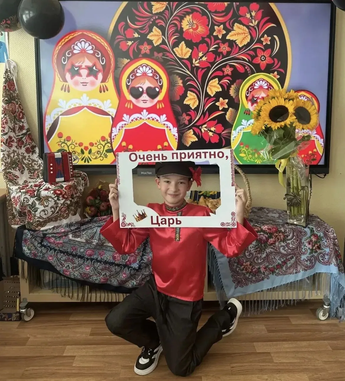 🎭 День знаний в 4 «И» классе: русский стиль на новый лад