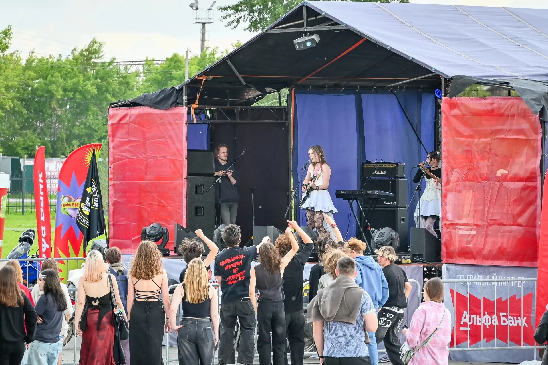 🤔🎸Кто поедет покорять главную сцену Урала?