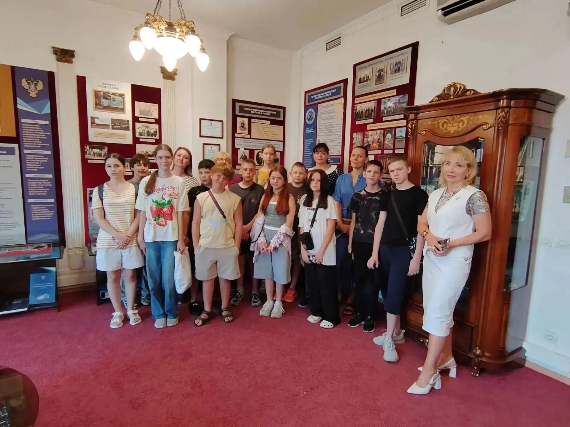 Яркий старт в будущее: День профориентации в «Радуге здоровья»!

🌟21 июля в лагере «Радуга здоровья