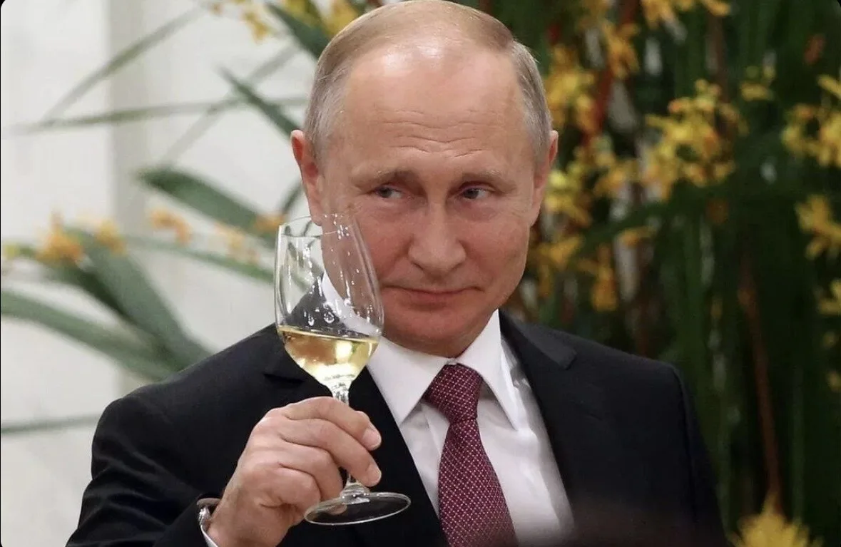 🎂 Владимиру Путину сегодня исполняется 74 года