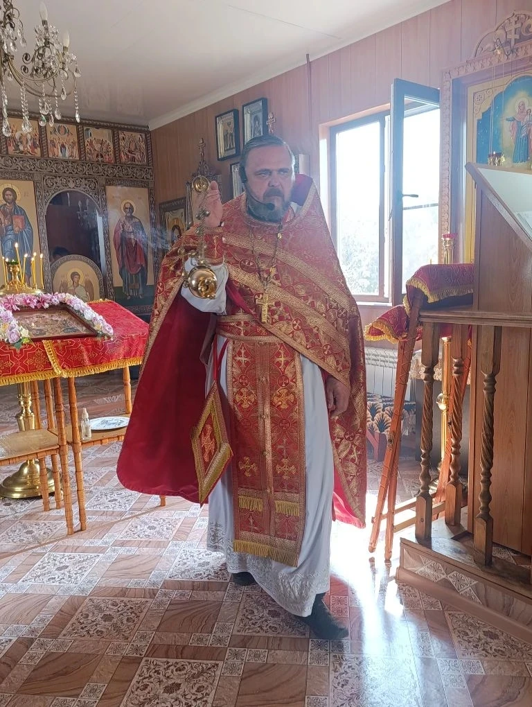 Божественная литургия в день памяти апостола Симеона, сродника Господня.