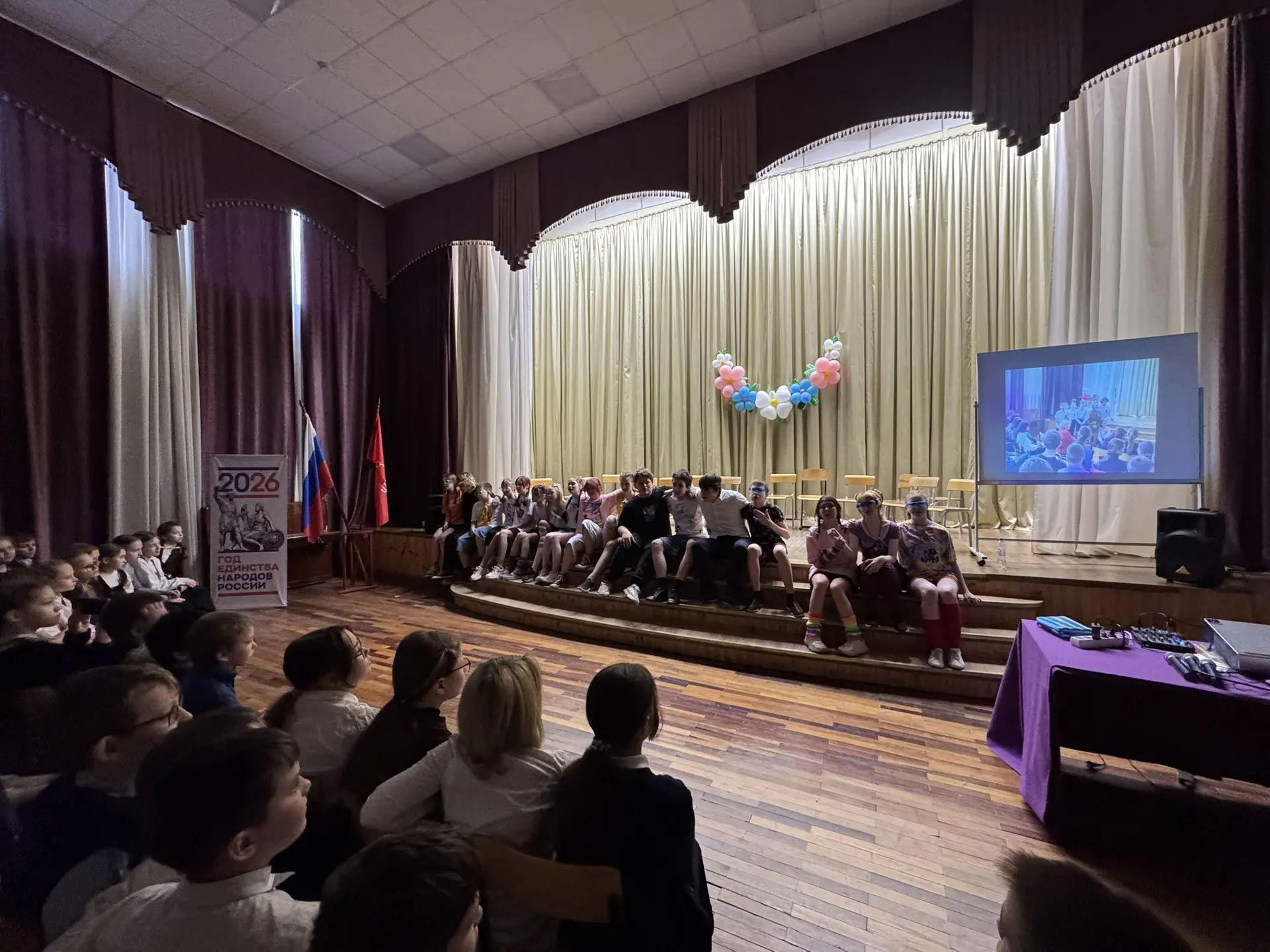 🎉 Это было... ВРЕДНО, но невероятно ИНТЕРЕСНО! 🎉  🗓️Вчера наша школьная театральная студия «ШОКОЛАД»