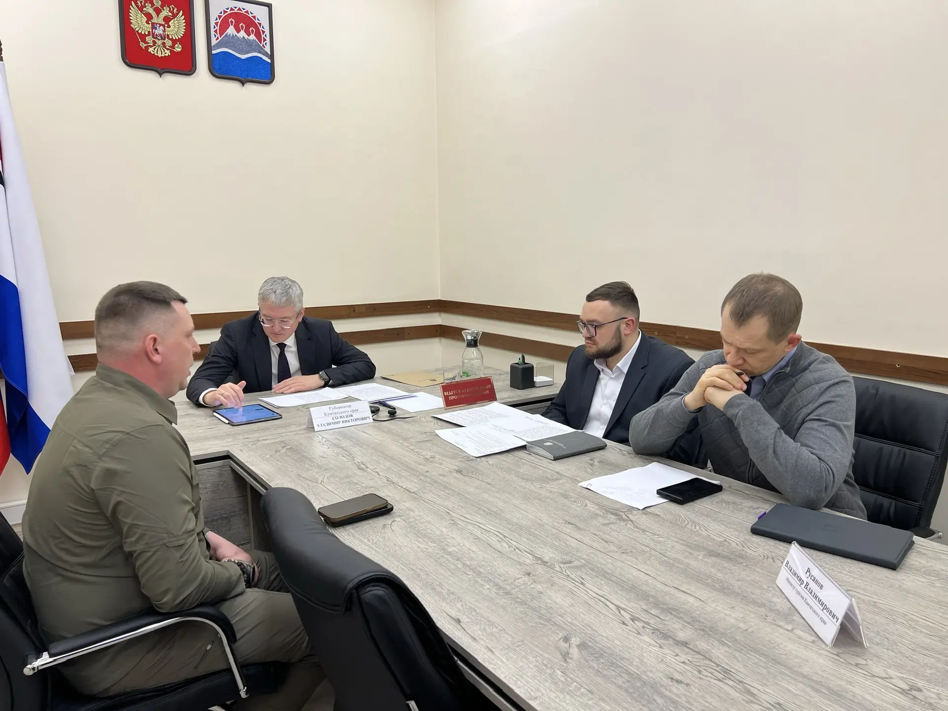 Сегодня на личном приеме познакомился с нашим замечательным земляком – настоящим героем, ветераном с