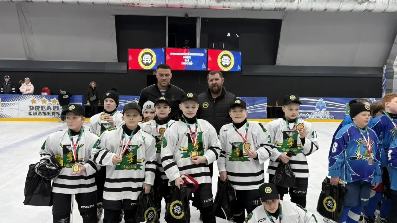 🏒🥅Абросимов Даниил, ученик 2- б класса участвовал в Открытом первенстве Белгородской области по хокк
