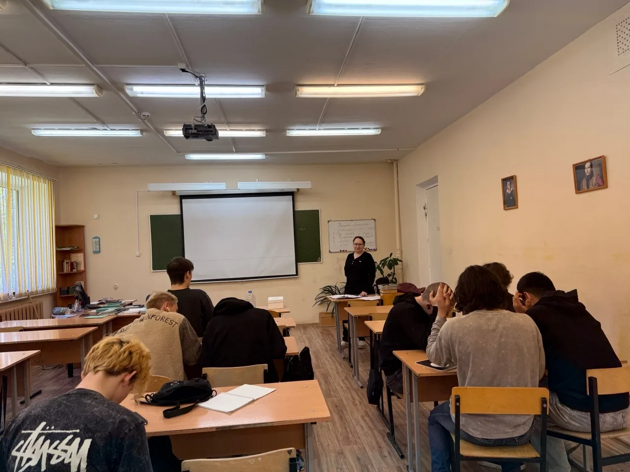 03 июня психолог Федорова Екатерина Петровна провела для студентов Кандалакшского индус...