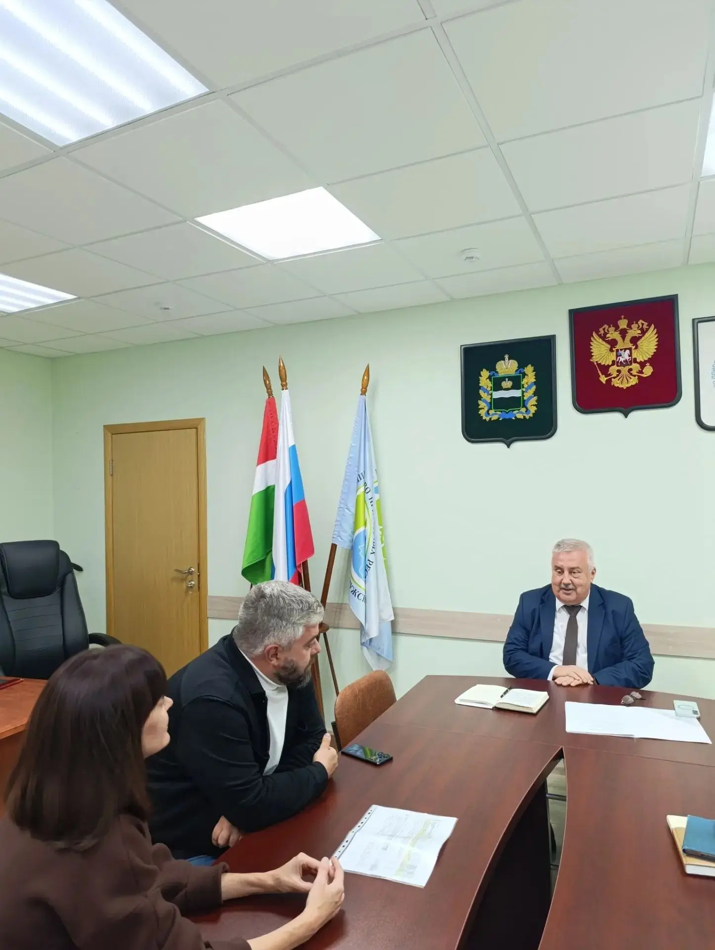 Сегодня провёл рабочую встречу с представителями ООО «Тиэйч Рус Калужский». Заявителям ...