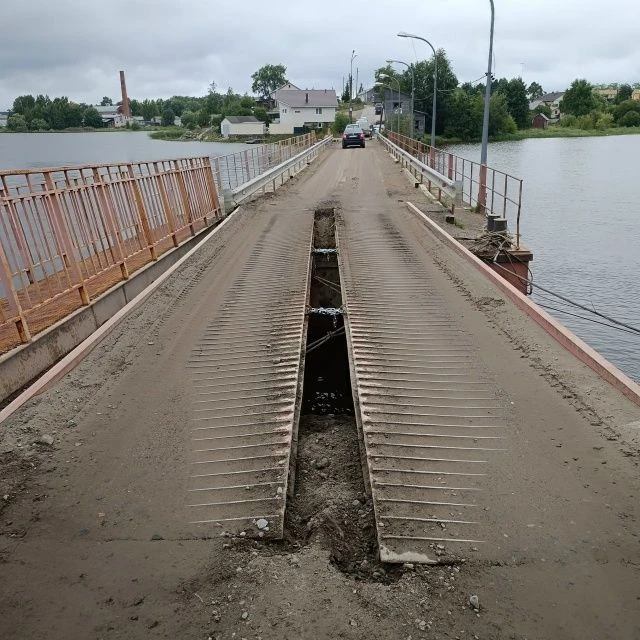 Водитель получил компенсацию после аварии на проблемном мосту в городе Сортавала  Авария произошла н