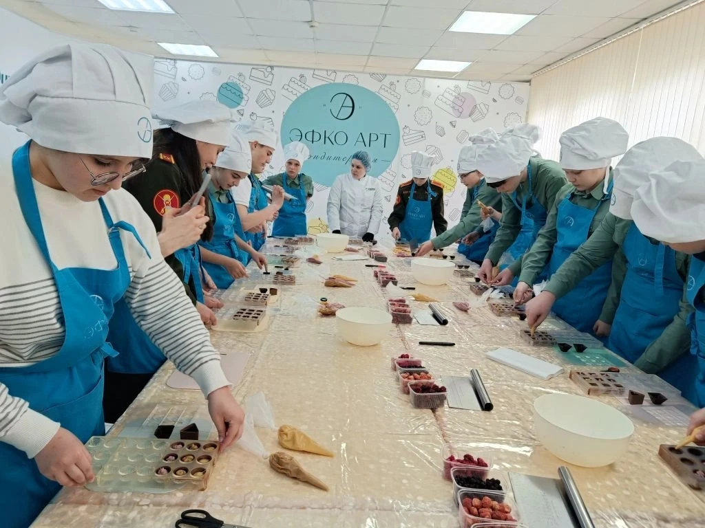 Экскурсия в кондитерскую «ЭФКО-Арт»: сладкая мастерская для школьников 🍫🍫🍫🍫🍫🍫🍫🍫🍫🍫🍫🍫  Каждый ребёнок 