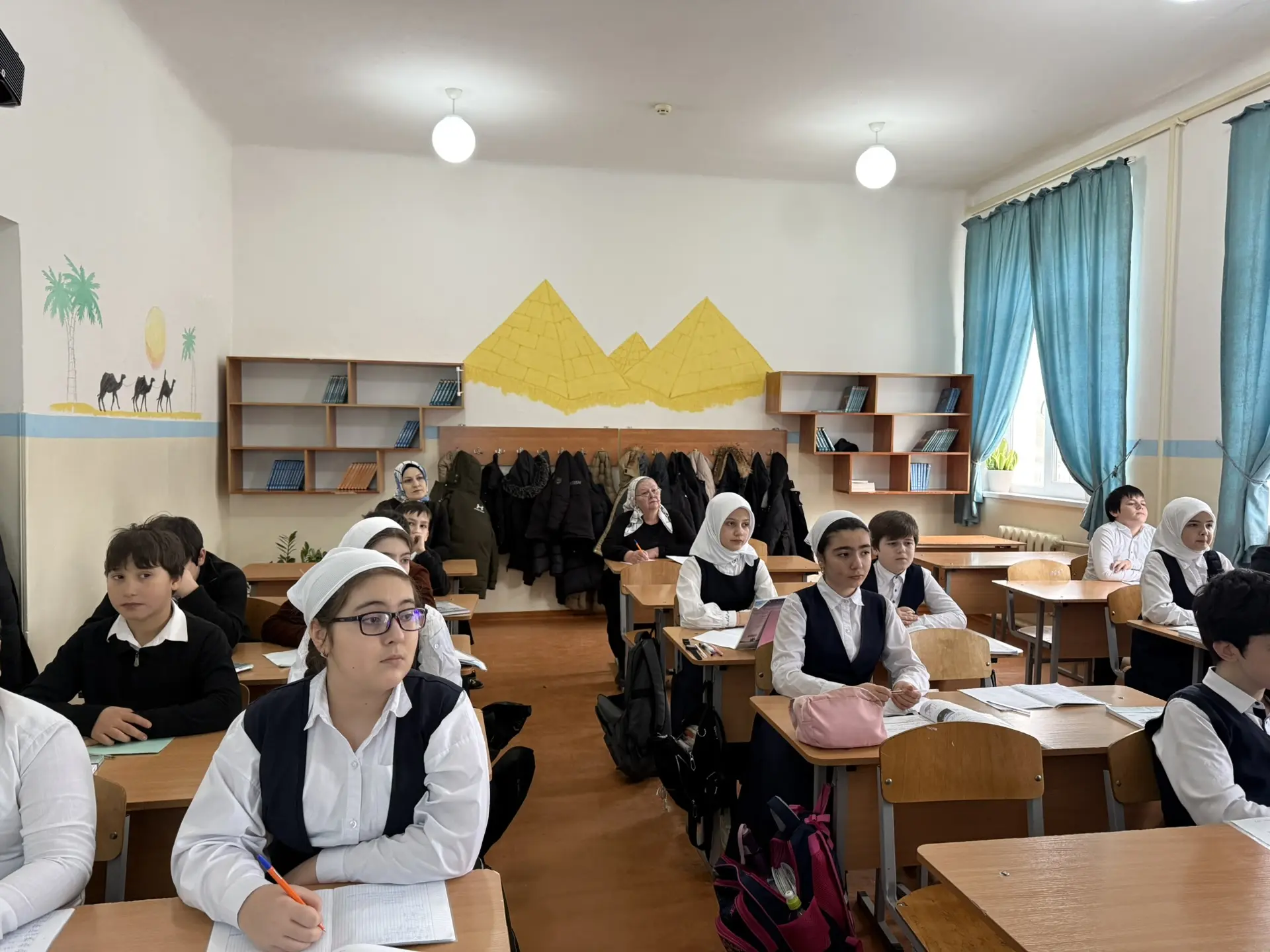 Открытый урок по алгебре в 6 «А» классе на тему: «Сравнение положительных и отрицательн...