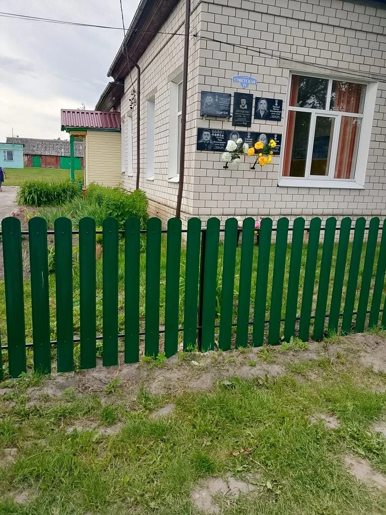 📌Совсем недавно прозвенел последний звонок, а в школах района уже началась подготовка ...