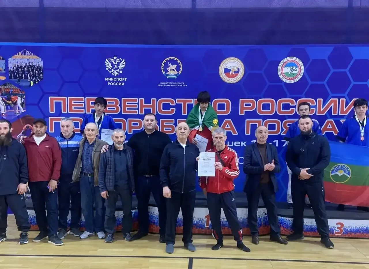 15 медалей и 9 путёвок на первенство мира завоевали борцы на поясах Карачаево-Черкесии на первенстве
