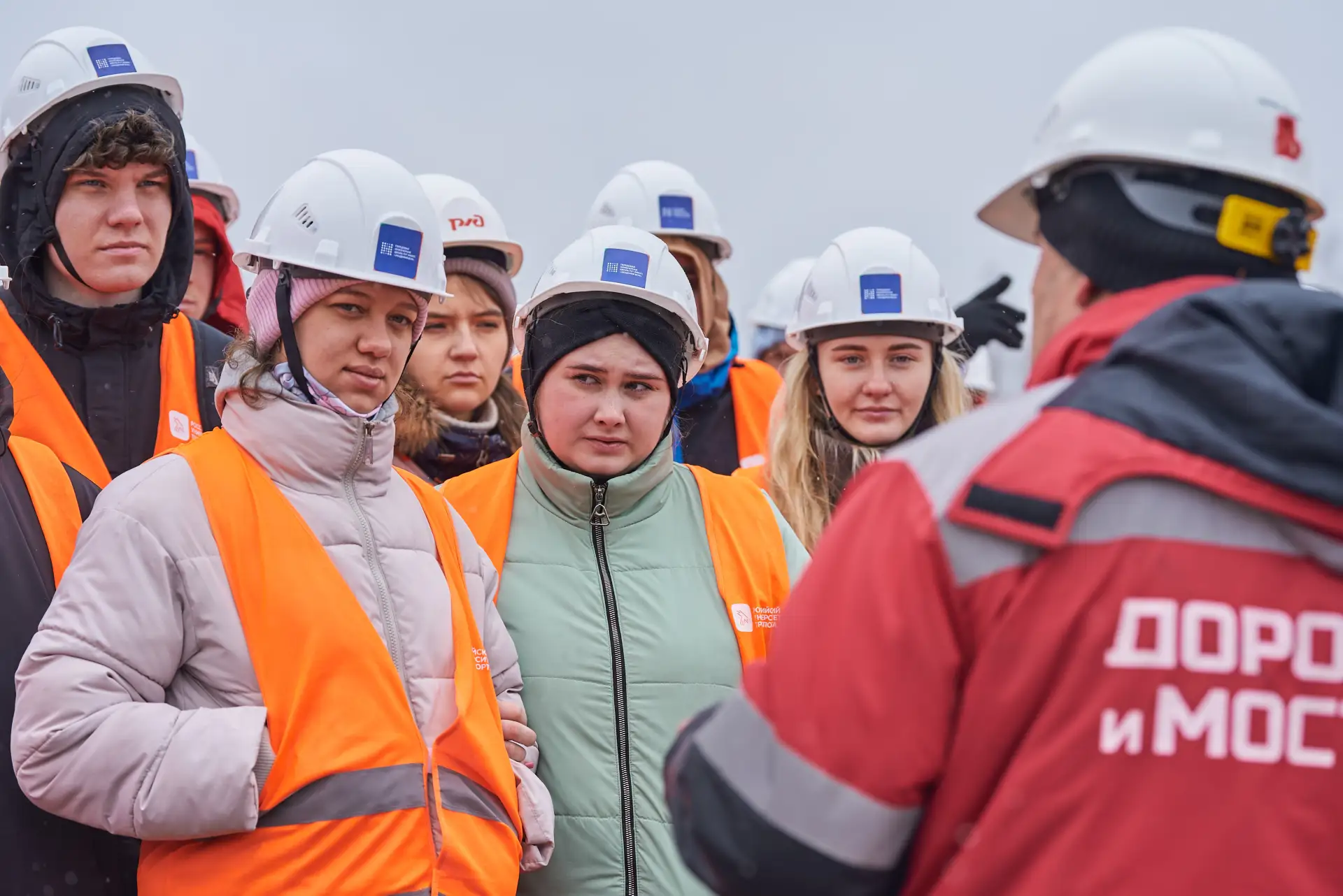 Студенты ПГУПС завершили обучение на базе ПИШ «Академия ВСМ» РУТ  🎓На базе ПИШ «Академия ВСМ» Россий