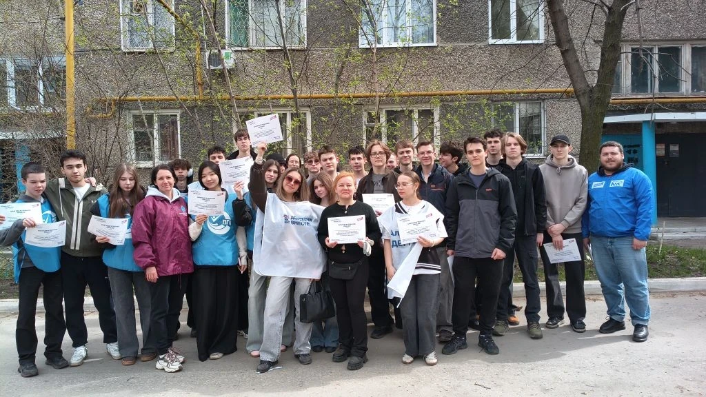 🌱 Вместе за чистоту и единство!  В рамках Всероссийской недели субботников «Мы за чистоту», приуроче