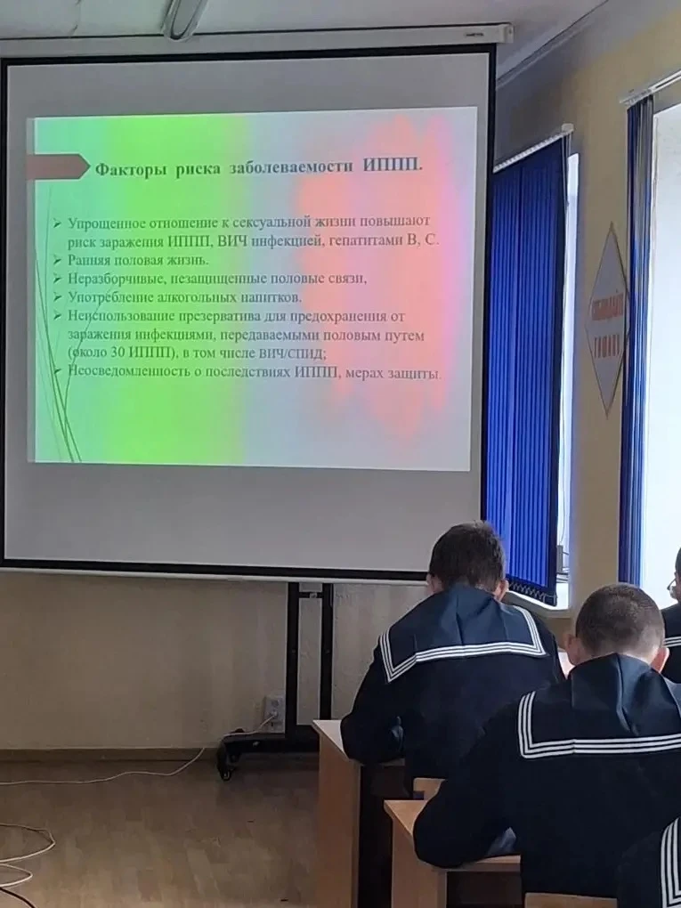 ЗДОРОВЬЕ ДОРОЖЕ ВСЕГО.  Много присутствует в нашем лексиконе русских пословиц и поговорок по поводу 
