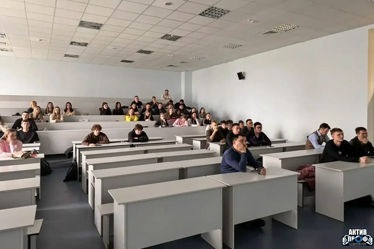 Строить карьеру с КАМАЗом: как получить стипендию, наставника и работу ещё до диплома?    Как перест