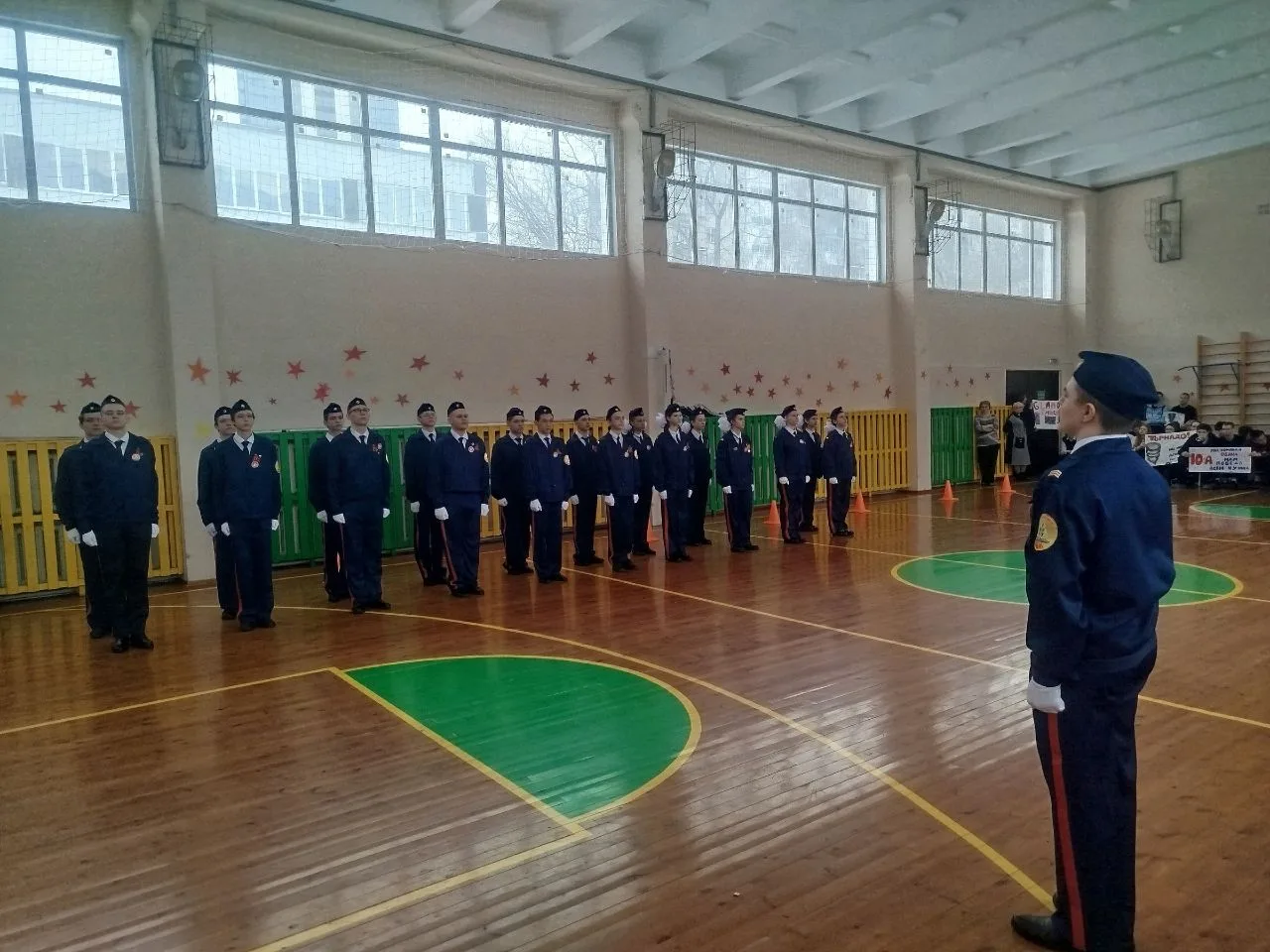 Спортивный фестиваль "А ну-ка, девочки", посвящённый Международному женскому дню, продолжается и мы 