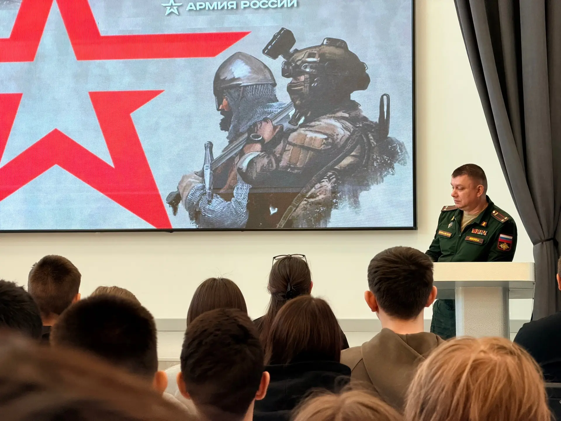 #Профориентация   📢 13 мая в нашей школе для учеников 10–11 классов прошла важная и интересная профо