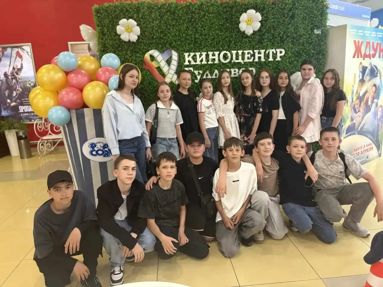 «Ангелы Ладоги» в киноцентре «Гулливер»: урок памяти для шестиклассников🎥