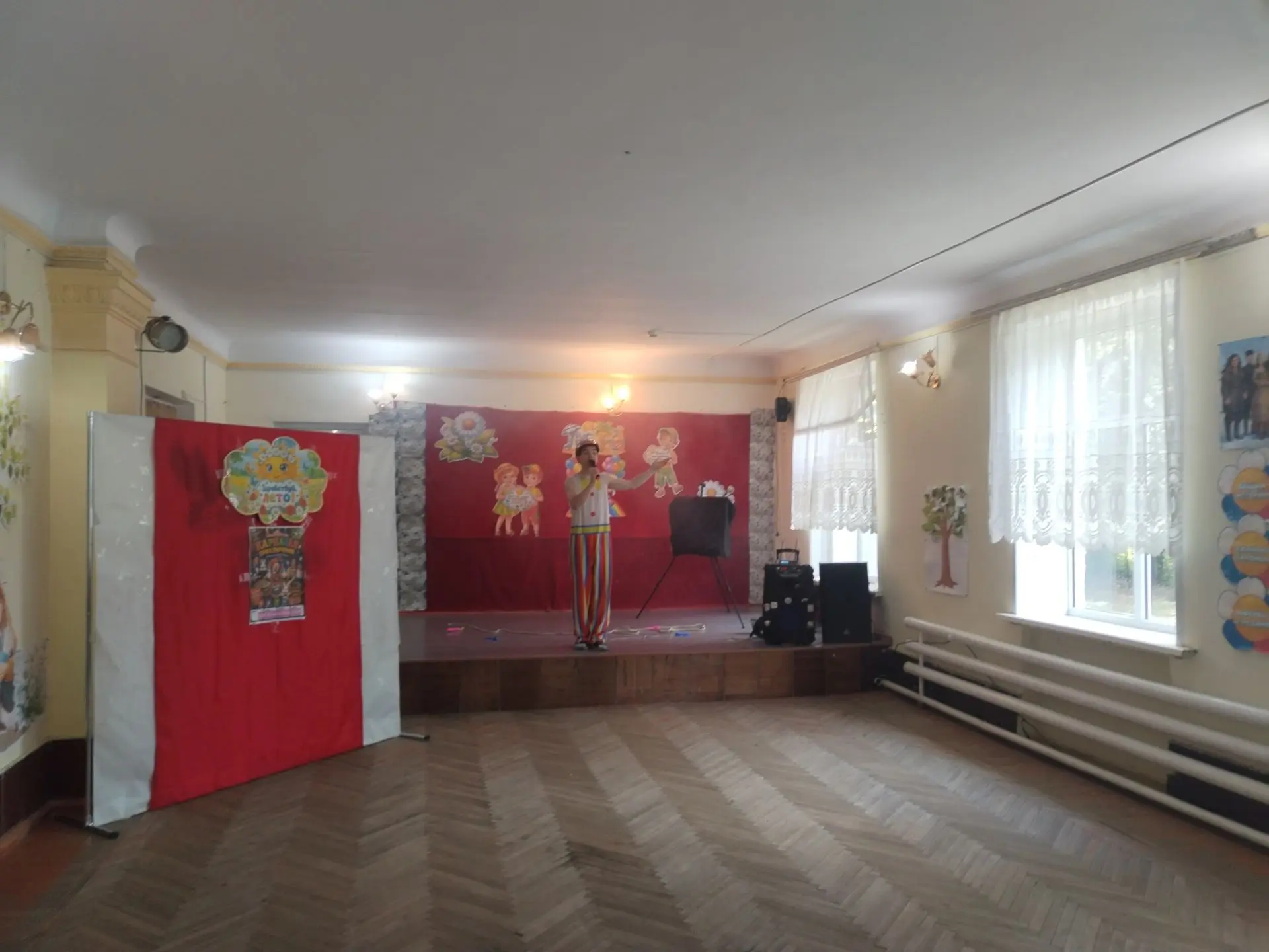 В СДК приехал долгожданный цирк! В СДК 26 июля прошло цирковое представление. Ребята увидели  фокусы