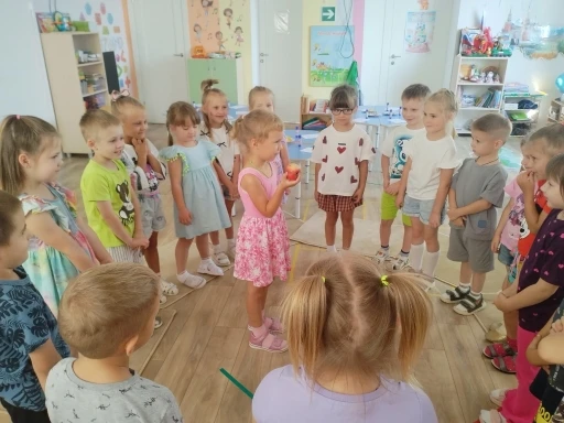 Кто сказал «Яблоко»?