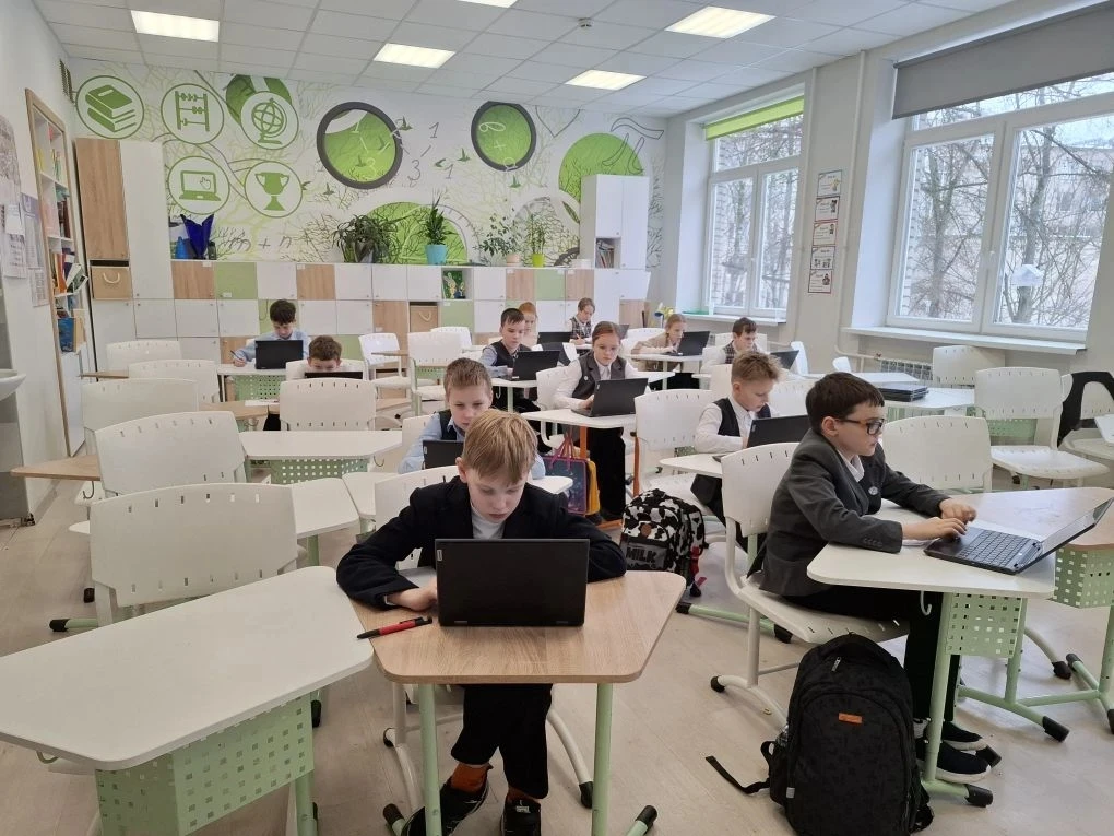 Верим в наших четвероклассников! 🍀📊  19 февраля ученики параллели 4-х классов приняли участие в онла