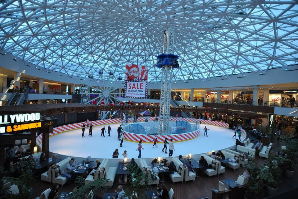 ⛸Крытые ледовые катки в Москве: наш гид по самым лучшим площадкам столицы