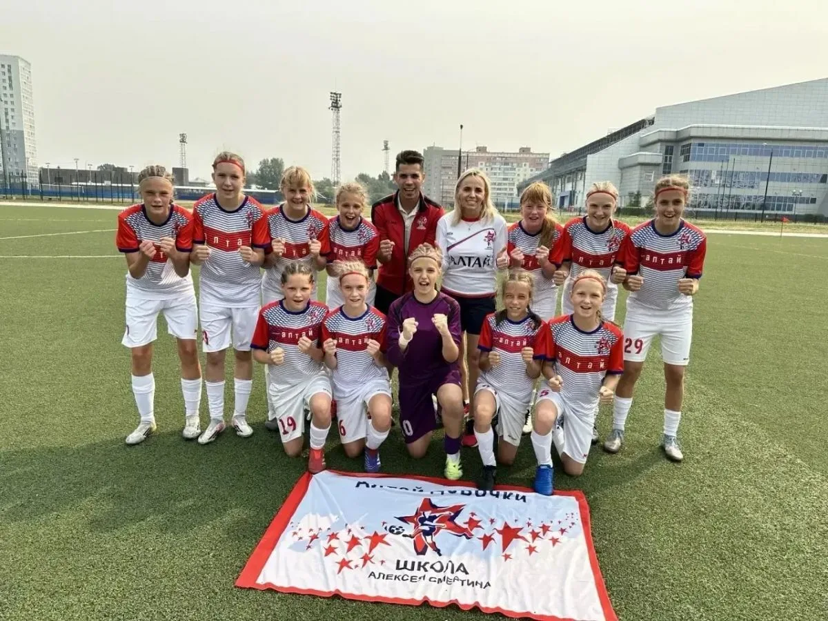 ⚽️ Команда девочек СШОР Алексея Смертина после третьего тура ЮФЛ Восток (U14) входит в ...