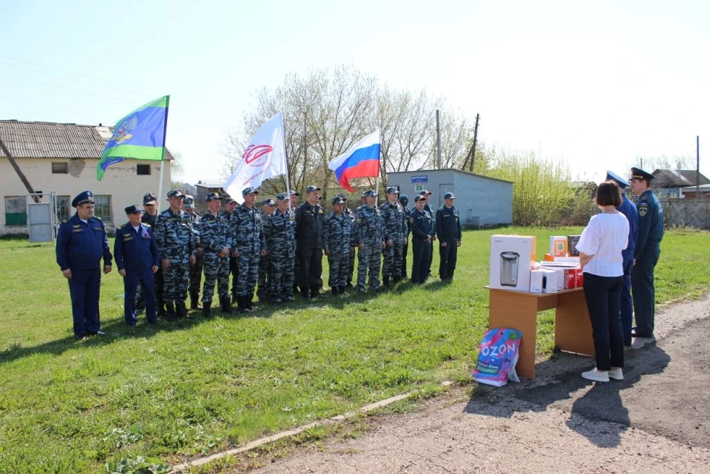 🚂🔥 Соревнования звеньев ГДЗС в гарнизоне г. Агрыз  На базе пожарно-спасательного гарнизона г. Агрыз 