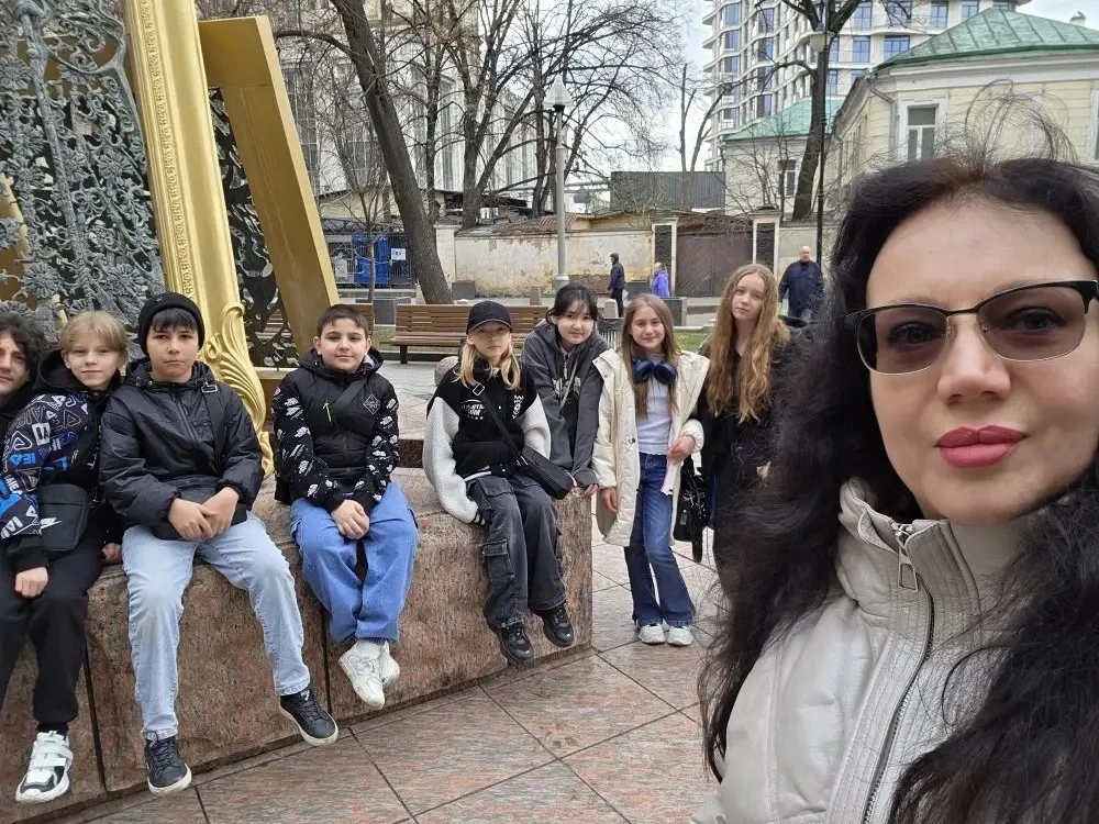 Путешествие в мир великого искусства 🎨   6 «Г» класса посетили Государственную Третьяковскую галерею