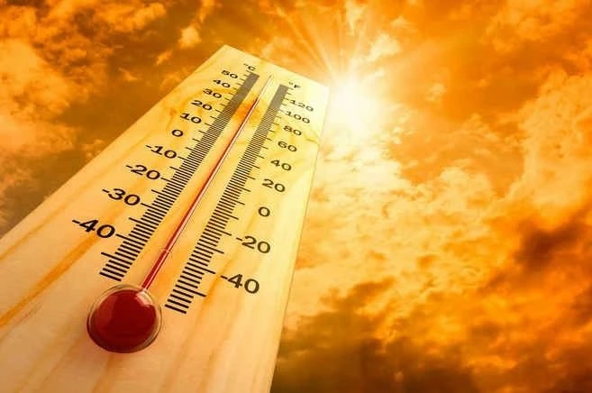 Сильная жара, максимальная температура воздуха +35°C ожидается местами по Республике Ха...