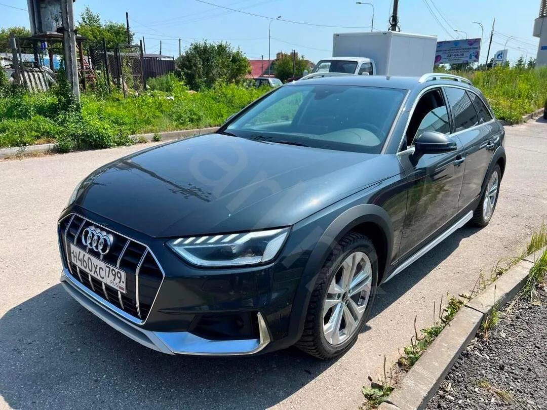 🍭 Леденец дня

©️  Audi A4 45 TFSI quattro 7AMT allroad

Универсал повышенной проходимости, который