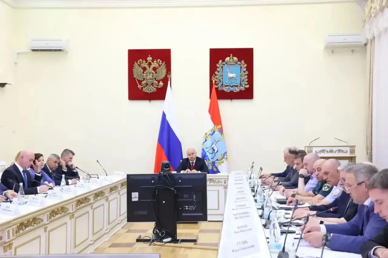 ⚡️ Губернатор Самарской области Вячеслав Федорищев прокомментировал вопрос по обеспечению топливом в